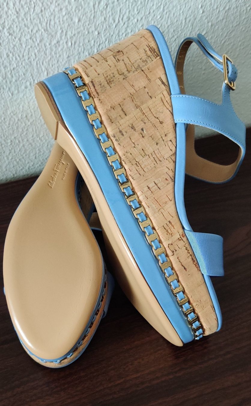 Salvatore Ferragamo Scarpe da donna: SALVATORE FERRAGAMO Sandals – Nuovo e nell'imballaggio originale da Zollikon venduto da ces-chic 2