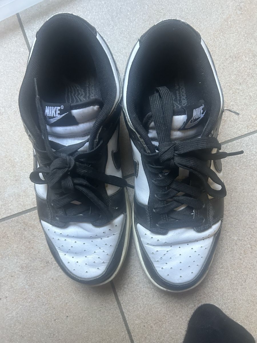 Nike Chaussures hommes: Nike Dunk Low Black White Gr.40 Top Zustand Sneaker – D'occasion à Muttenz par ali_6yvf 1