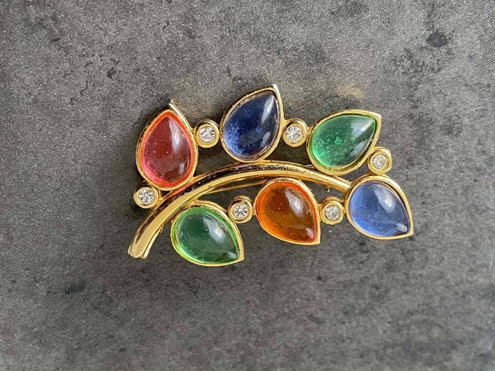 Broche Art Déco Oria Plaque Or Et Pierre Rouge - Vers 1930 - Longueur 5,8 Cm - Occasion