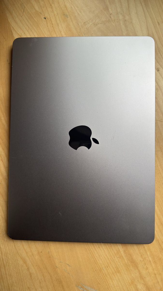 Apple Notebooks: MacBook Air M3 – Neu (gemäss Beschreibung) aus Luzern von Mxg05 5