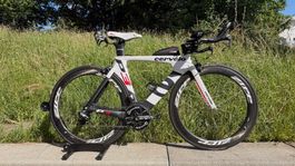 Cervelo P3 mit ZIPP 404 und Shimano Durace Di2 Zeitfahrrad
