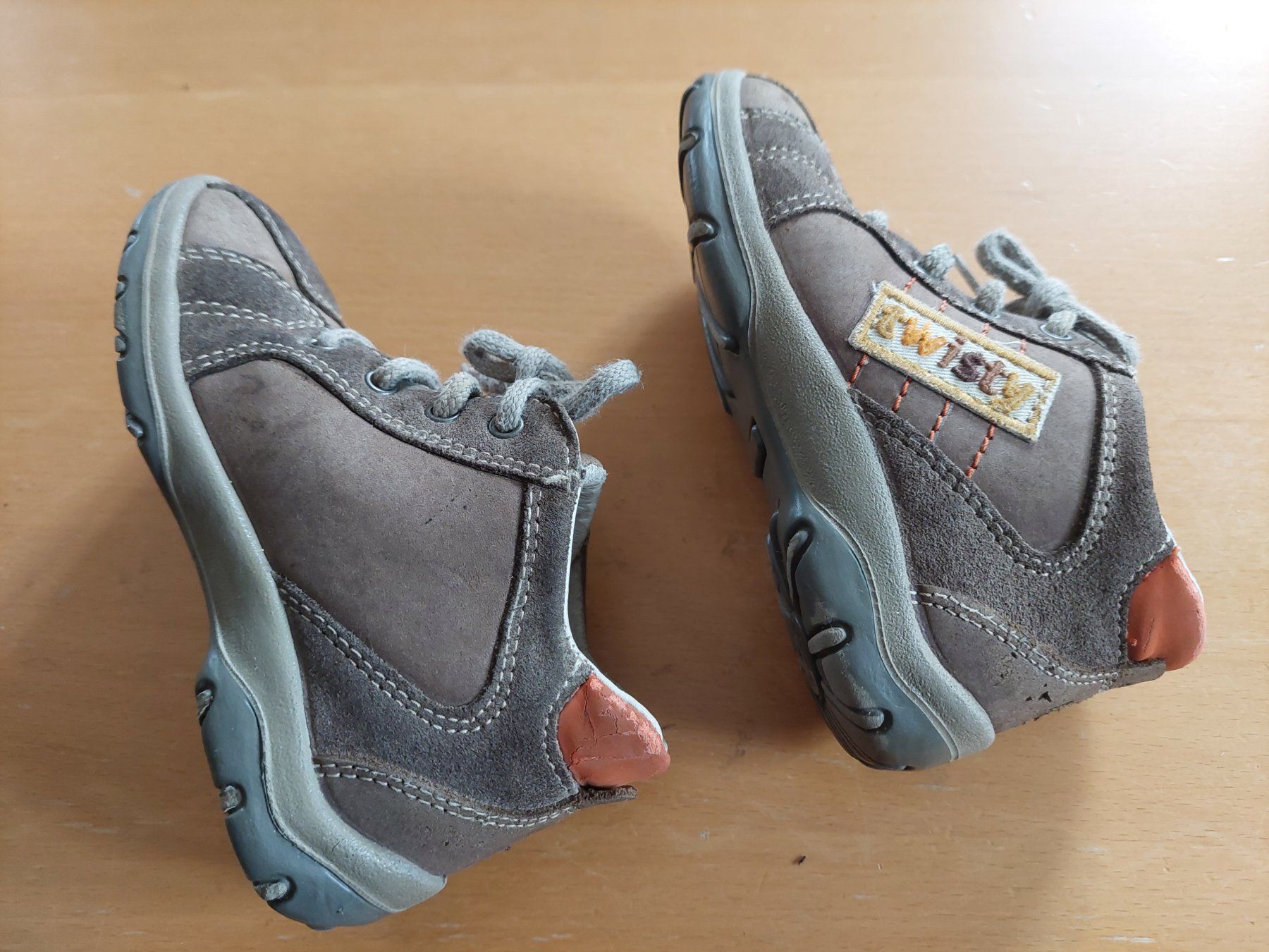 Scarpe per ragazzi: Twisty Kinder boot..Gr.24 – Usato da Zürich venduto da meymano 3