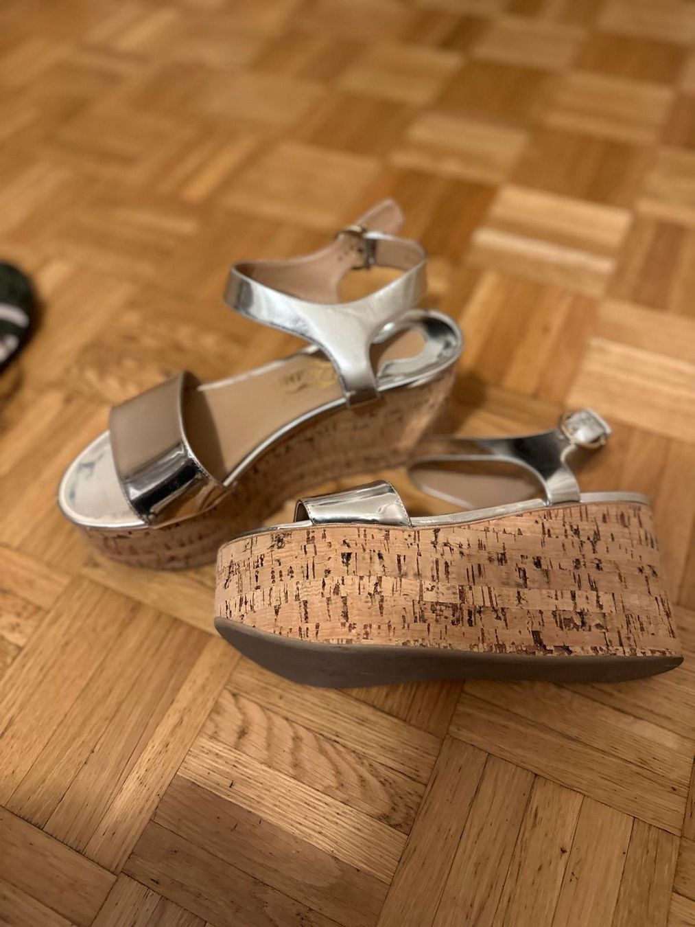 Salvatore Ferragamo Scarpe da donna: Ferragamo Keilsandalen platform – Usato da Horgen venduto da RenRio