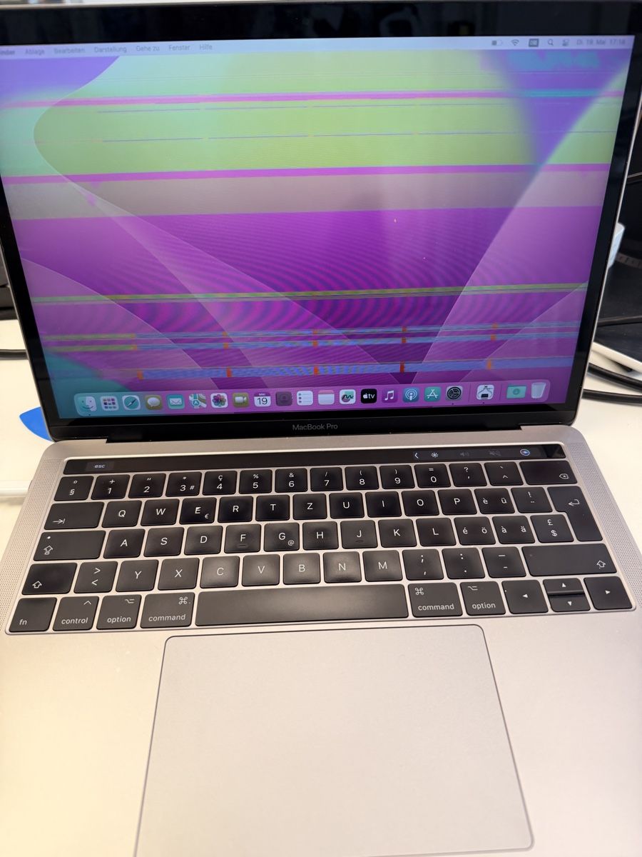 Apple Notebook: Apple MacBook Pro 13“, 2017 – Difettoso da Gersau venduto da Edotcom