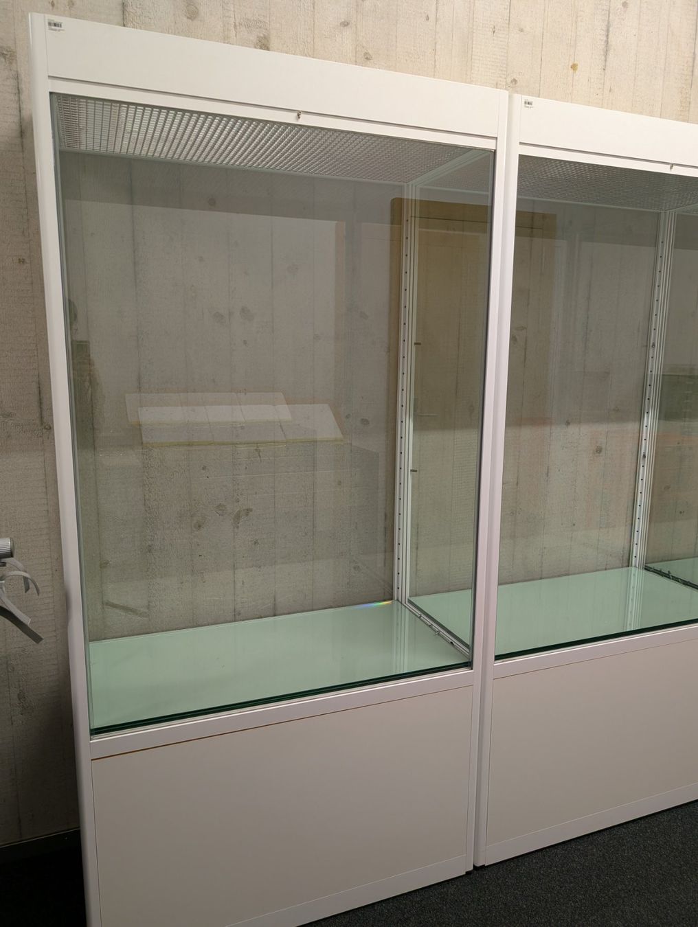 Vitrines: Ausstellungsvitrinen – D'occasion à Ebnat-Kappel par jol_2nw2 2