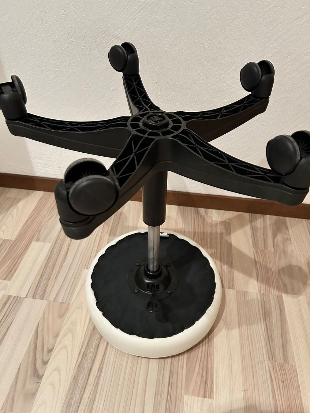 Tabourets: Arbeitshocker – D'occasion à Igis par elch04 1