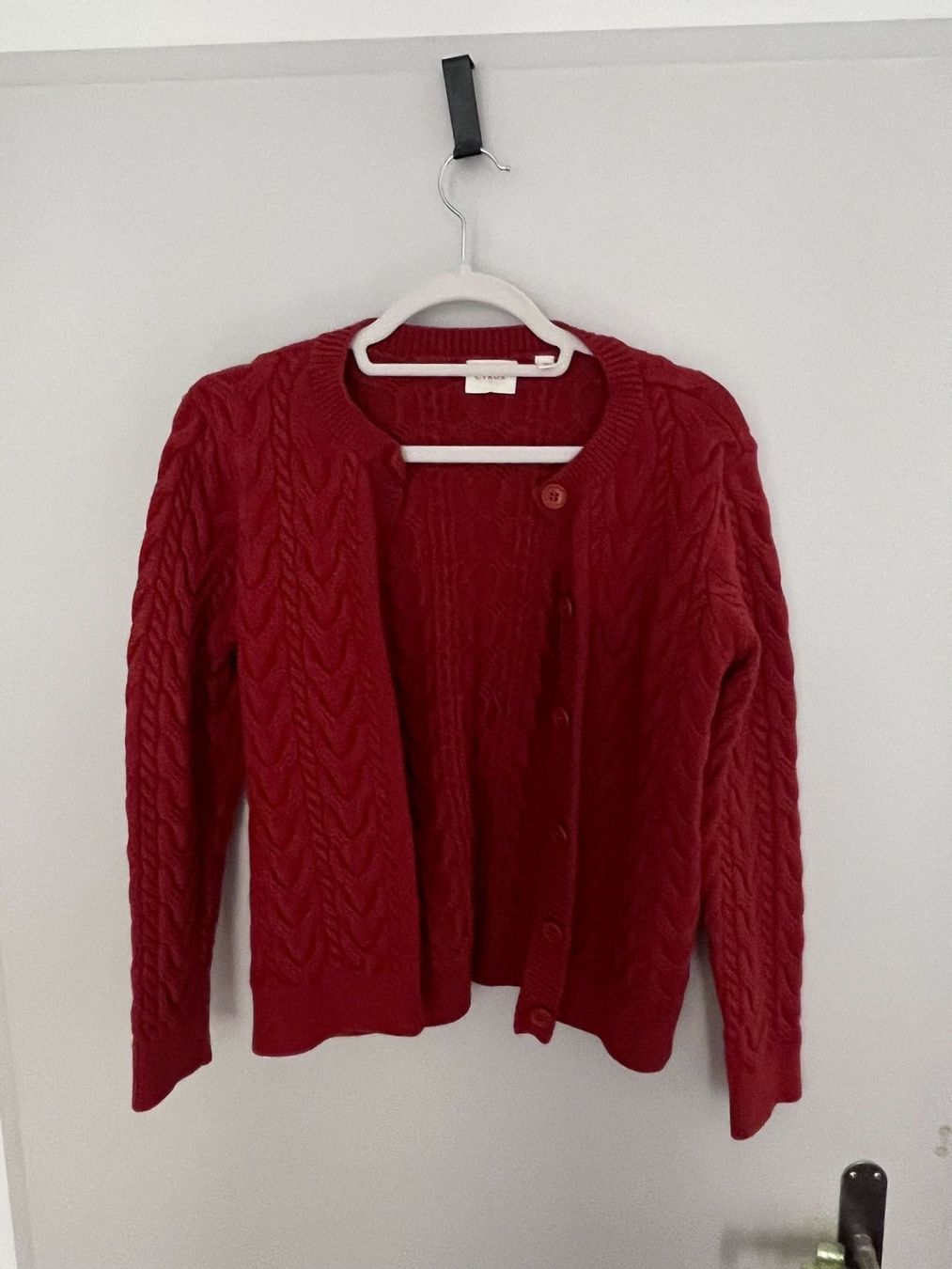 Maglioni & Felpe: Dark orange knit cardigan – Nuovo (secondo la descrizione) da Zürich venduto da kry_85p7