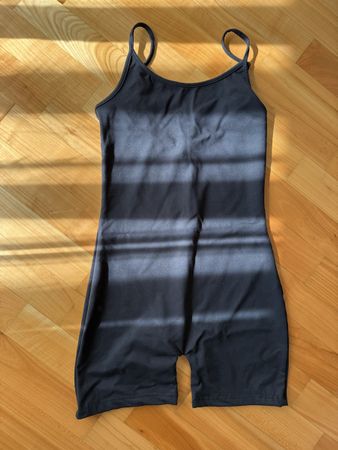 Schwarzer Jumpsuit von Stradivarius, Grösse S, neuwertig