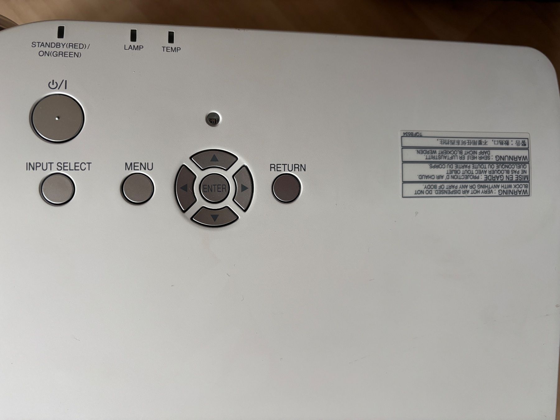 Panasonic Proiettori: Beamer PT-AX200E inkl. grosse Leinwand – Usato da Schwyz venduto da stadtundland 5
