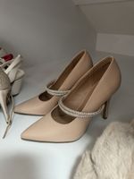 NEU High Heels