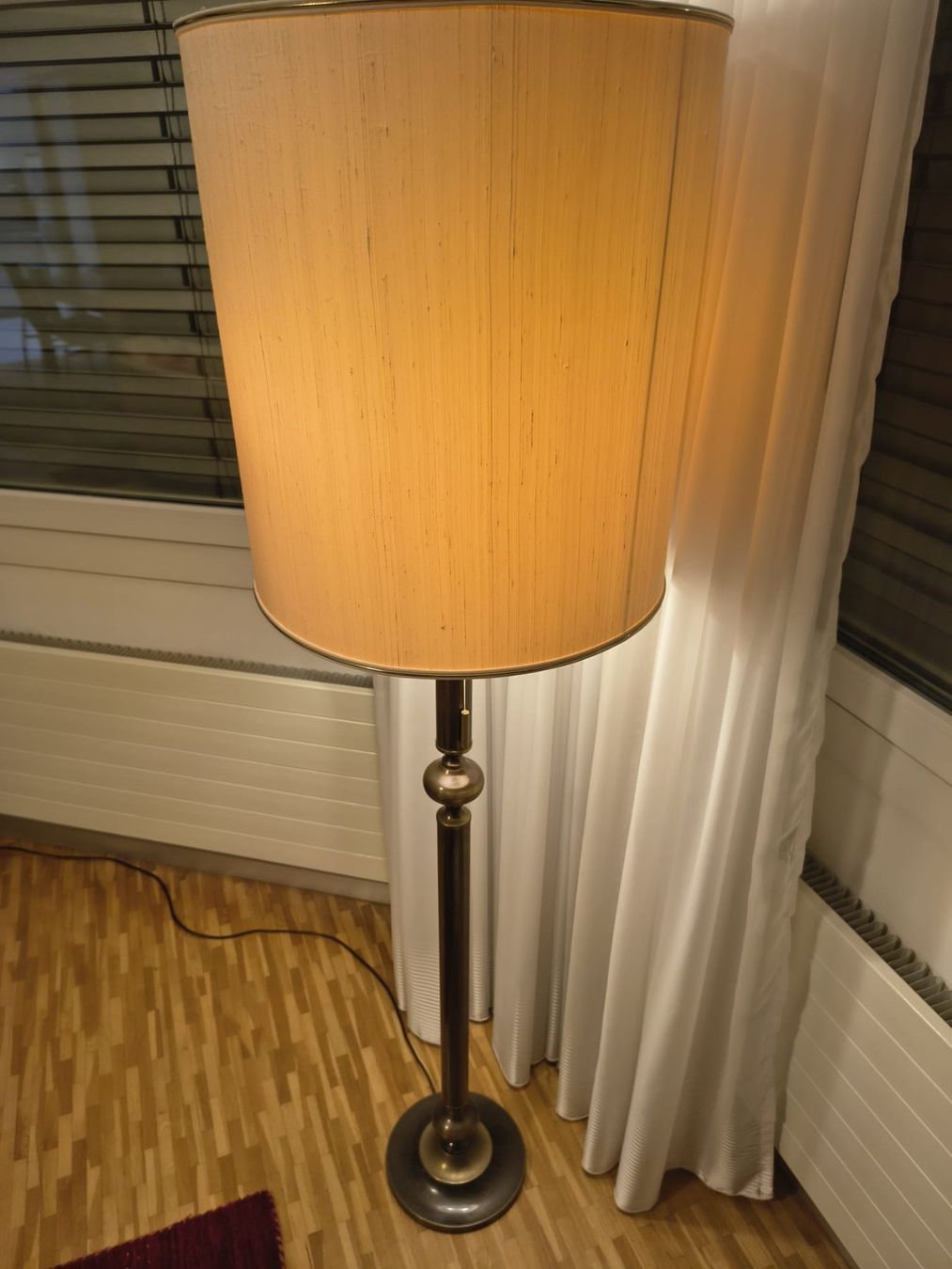Lampen: Standleuchter Messing – Gebraucht aus Rorschacherberg von deb_j2wd