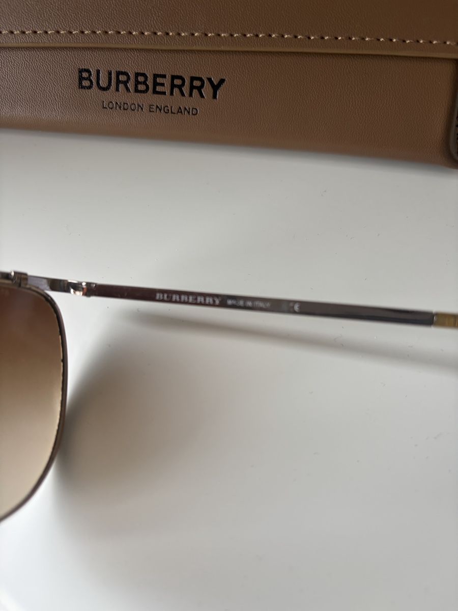 Burberry Brillen & Gläser: Burberry Sonnenbrille  – Gebraucht aus Basel von Brunner.T 4