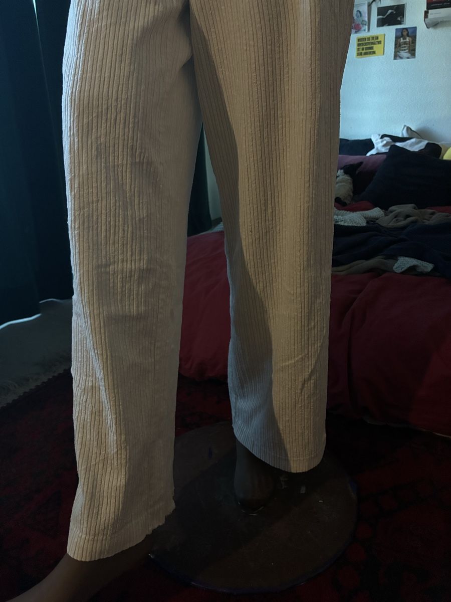 Hosen: Weisse Corde Hose – Gebraucht aus Ueberstorf von nai_9z9s 2