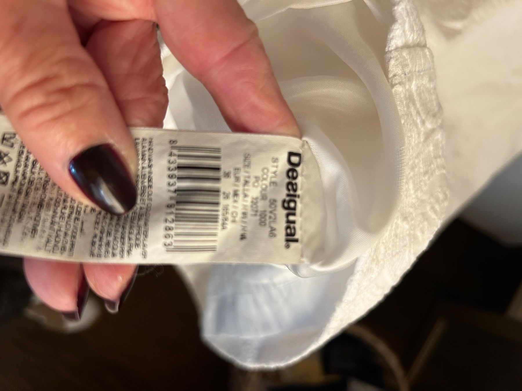Desigual Vestiti: Desigual Sommerkleid Weiss gr 36 – Usato da Scherz venduto da Mandarine8 5