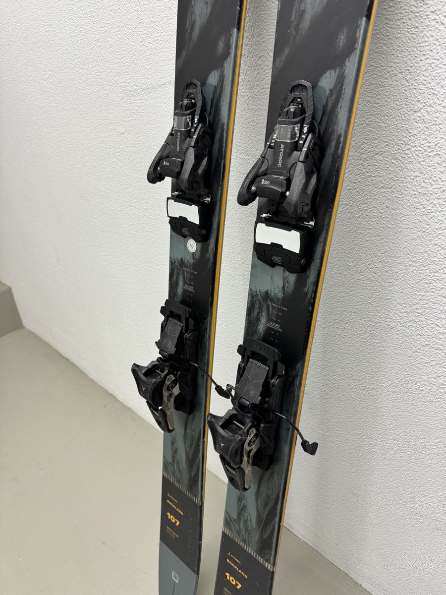 Atomic Skis: Tourenski Atomic Backland 107 – D'occasion à Mastrils par Alabama3 2