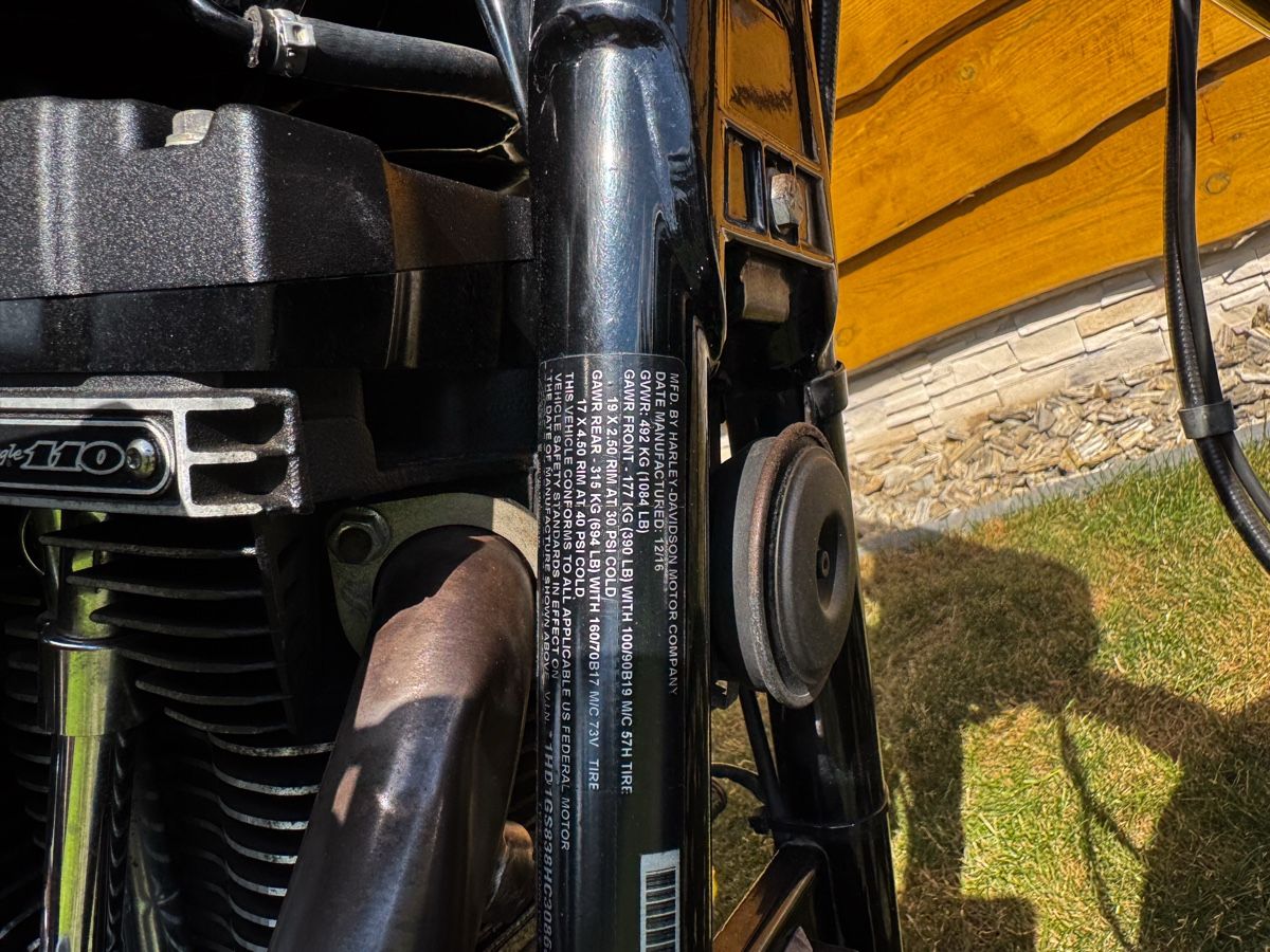 Harley-Davidson Chopper: Harley Davidson Dyna Low Rider FXDLS – Gebraucht aus Stäfa von trade-sto 5