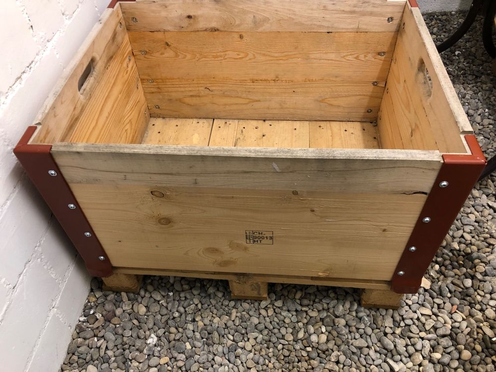 Kunststoffpalette Mit Gitter, Stapelbar Für Lager & Balkon