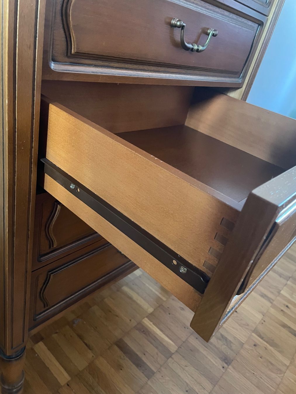 Cassettiere: Schöne Kommode Holz mit 6 Schubladen – Usato da Winterthur venduto da matou.53 5