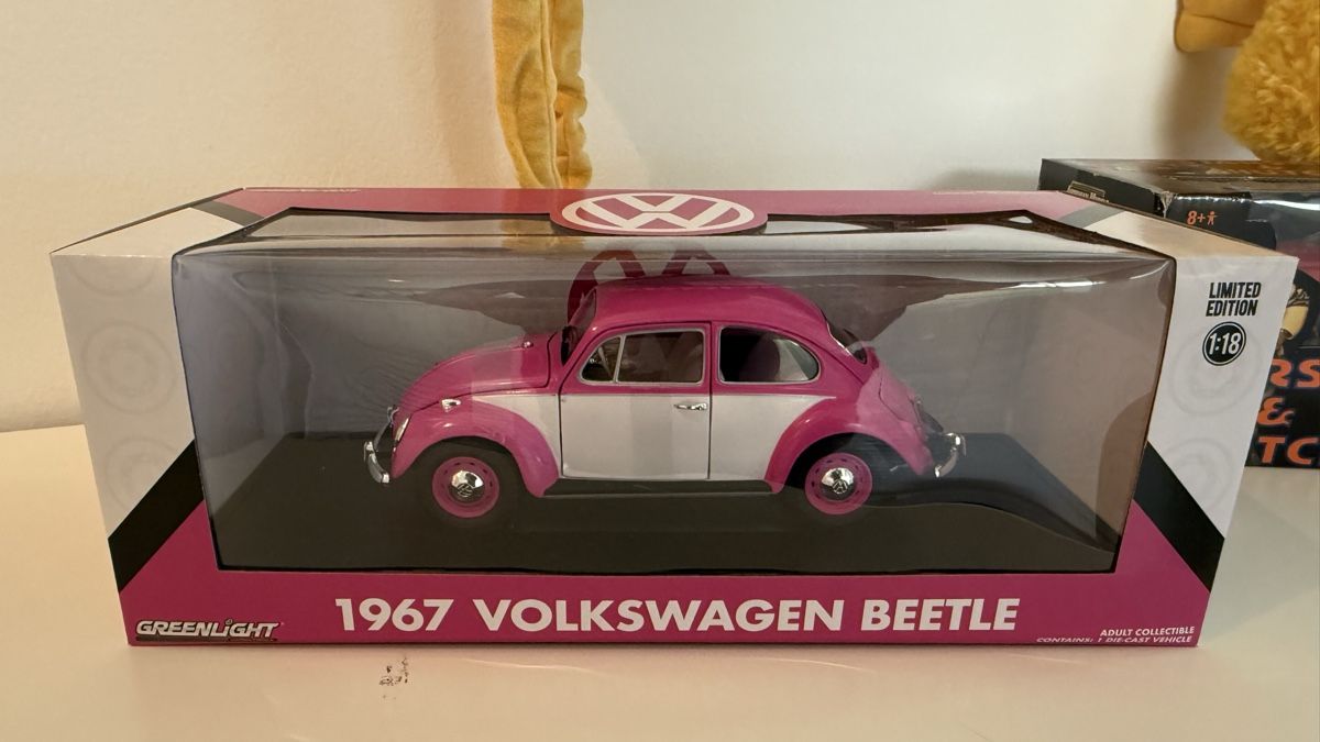 Volkswagen Modellautos: VW Käfer 1967 Limited Edition 1:18 - Pink/Weiss – Neu (gemäss Beschreibung) aus Basel von Zomeg 2