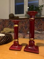 2 Kerzenständer, Bordeauxrot & vergoldete Details