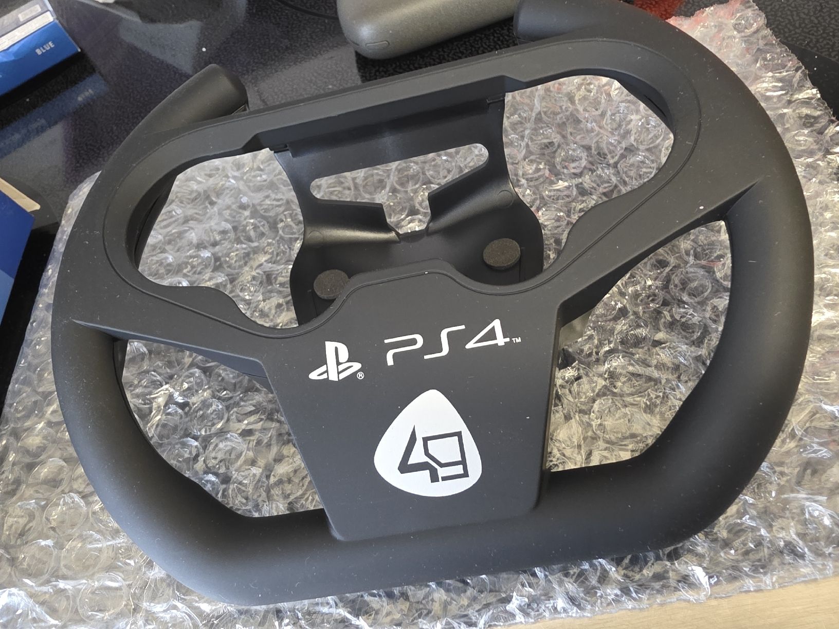 Sony Konsolen: PS4 Lenkrad - Compact Racing Wheel - Top Zustand! – Gebraucht aus Mittelhäusern von krasty02 1