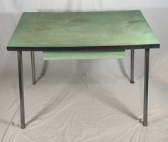 Table vintage en Formica vert – Années 50/60