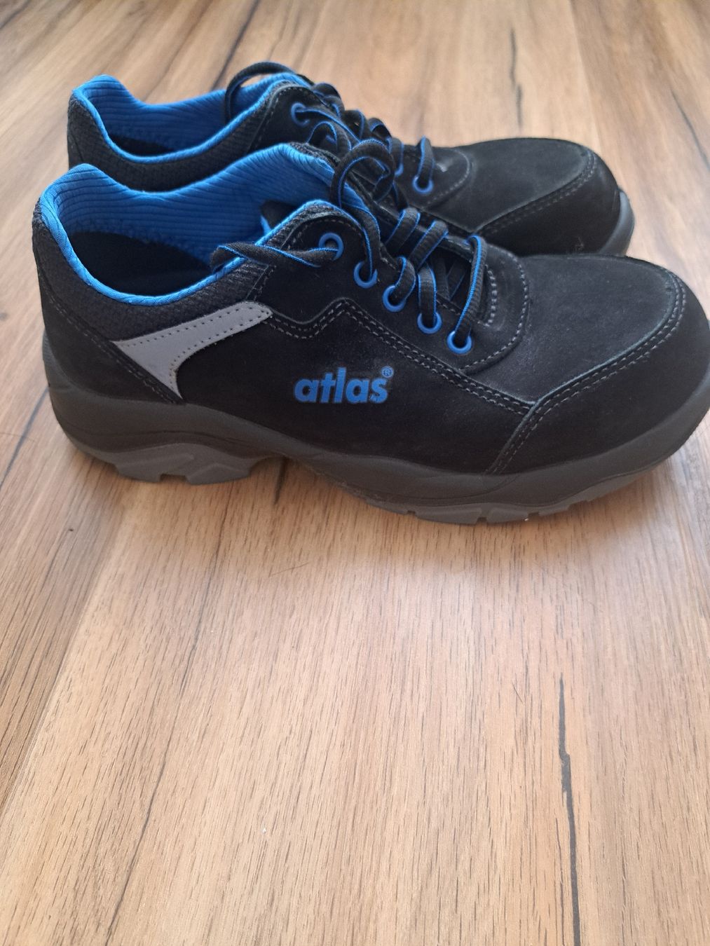 Scarpe da uomo: Sicherhheits Arbeitsschuhe – Usato da Unterkulm venduto da famerismann 1