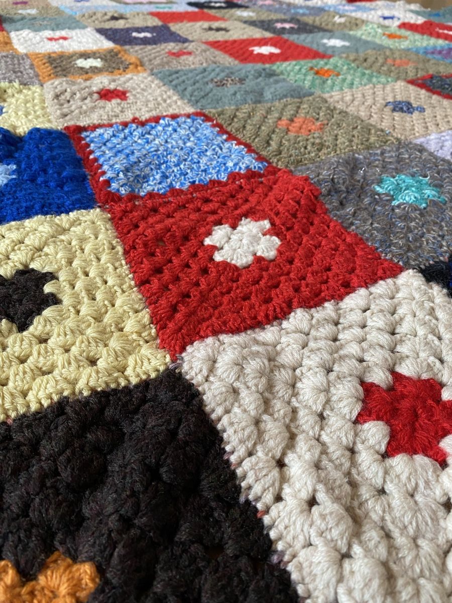 Couvertures: Granny Square Blanket multicolored crochet handmade – D'occasion à Nürensdorf par bit_2xml 2