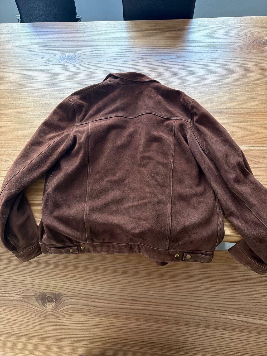 Jacken: Wildlederjacke Grösse L – Gebraucht aus Chur von Melchmar 1