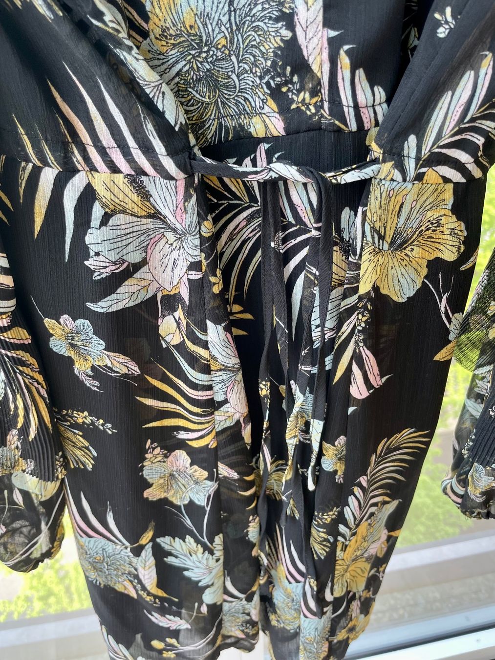 Gestuz Vestiti: schwarzes Sommerkleid von Gestuz – Usato da Zollikon venduto da pitpat02 4