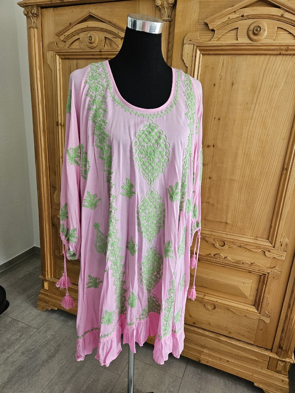 Kleider: schönes Kleid, Strandkleid, Pranella – Neu (gemäss Beschreibung) aus Wiesendangen von Sinhuk 3