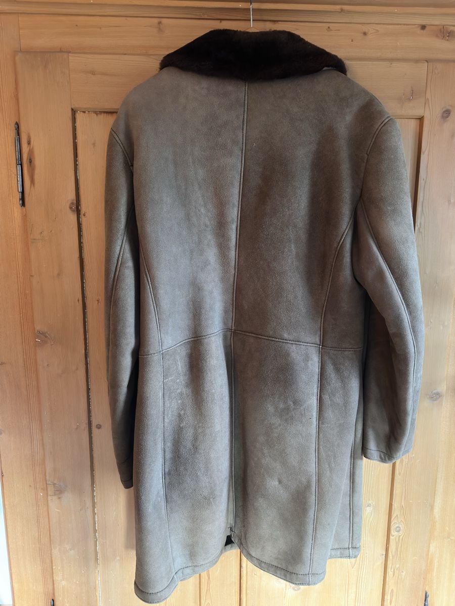 Cappotti: Winter Frey Lammfell Mantel – Usato da Chur venduto da Lorena7 1