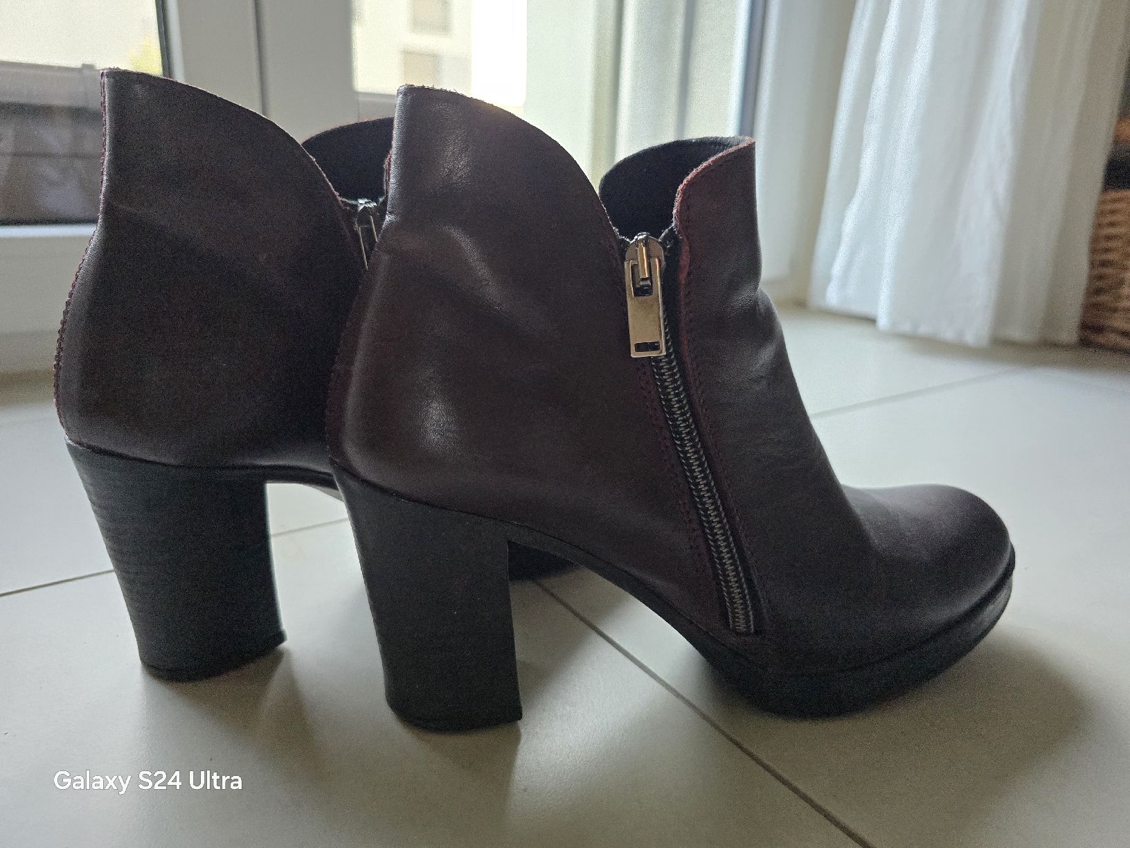 Scarpe da donna: Lederstiefeletten Gr.38 Blockabsatz – Usato da Kloten venduto da Salentina64 3