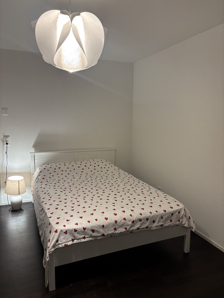 Letti: Ich verkaufe ein fast unbenutztes Bett. – Usato da Dietikon venduto da mar_68vj