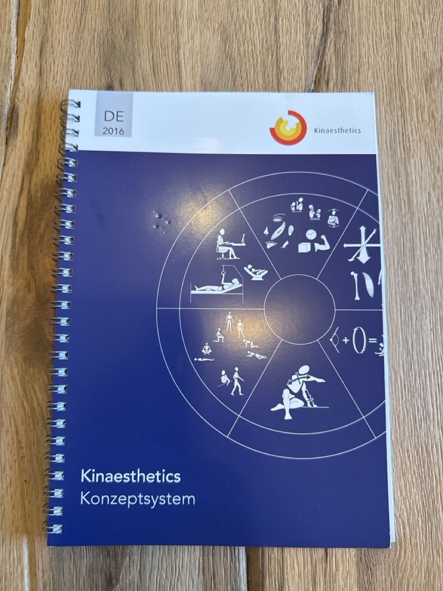Livres: Kinaesthetics Konzeptsystem – D'occasion à Pfäffikon ZH par Fruchtsaft