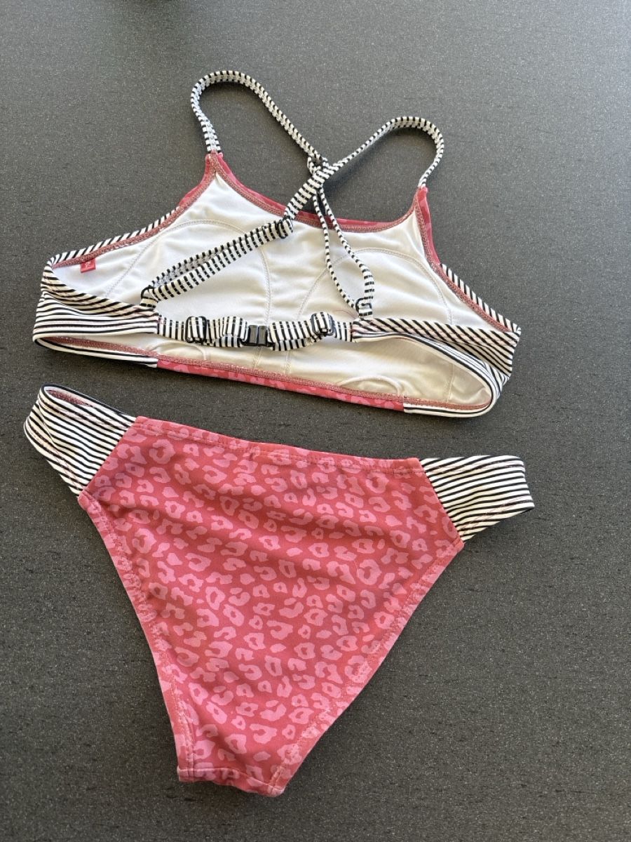 Protest Badekleider & Bikinis: Mädchen Bikini von Protest, Grösse 146 – Gebraucht aus Wilen b. Wil von b-mountain 1