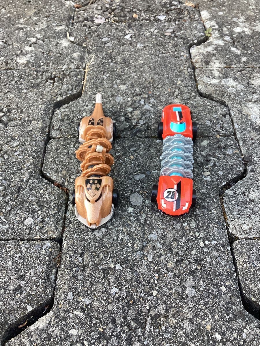 Hot Wheels Giocattoli: Hot Wheels are in the House – Usato da Widen venduto da Webru80 2