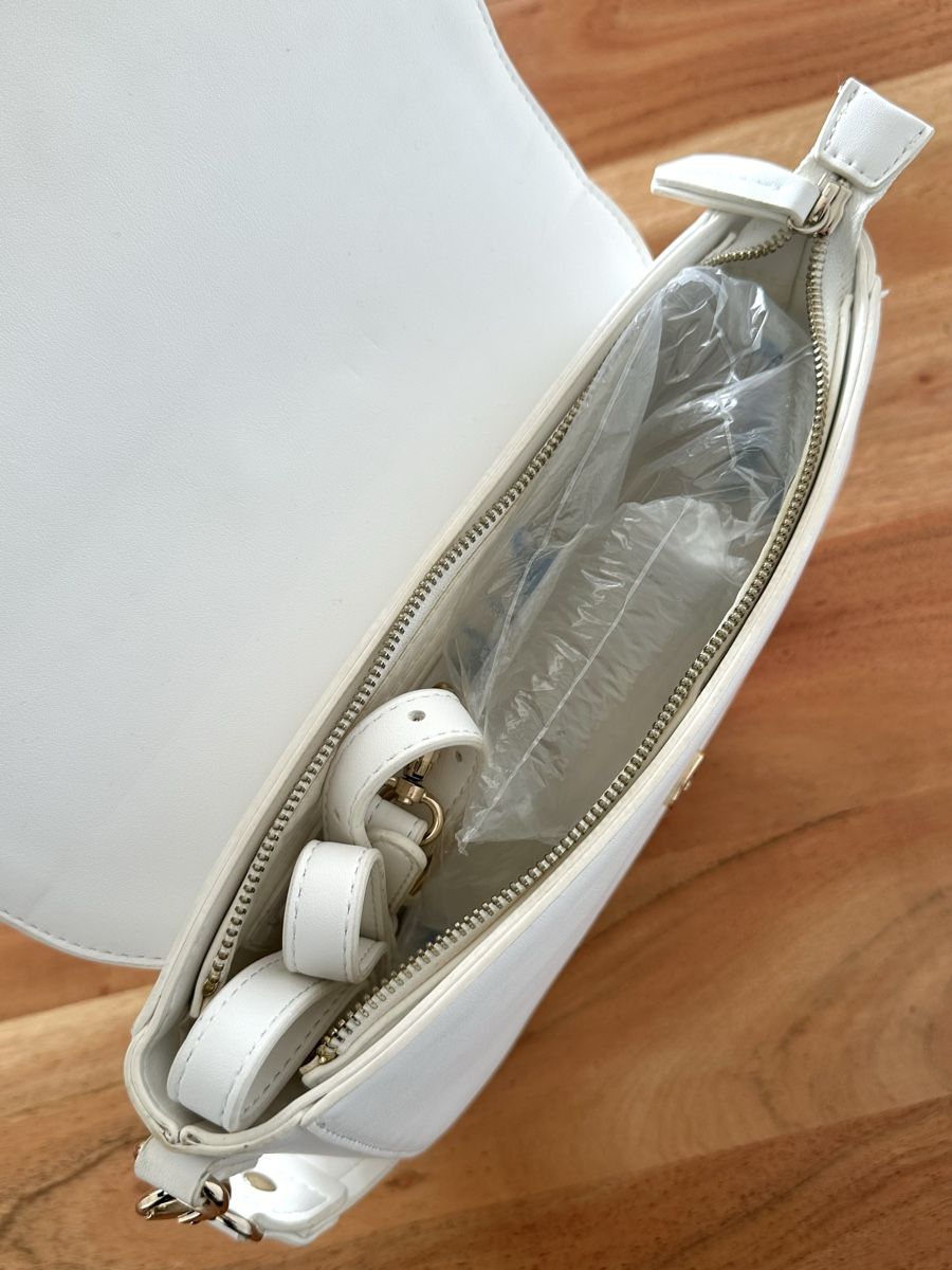 Valentino Taschen für Damen: Valentino White Shoulder & Crossbody Bag – Neu (gemäss Beschreibung) aus Oberuzwil von PreownedAllure 6