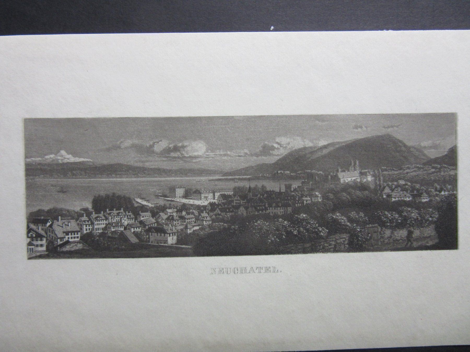 Stiche: NEUENBURG AQUATINTA BLATTGRÖSSE CA. 29X15CM – Gebraucht aus Gersau von grafik-kunst
