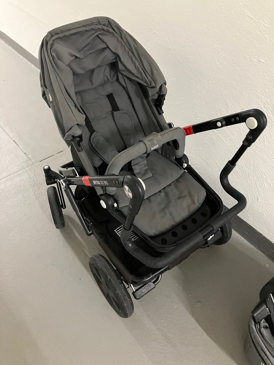 Britax Römer Carrozzine: Britax Go Big mit Babywanne – Usato da Zürich venduto da Da_schoefli 1