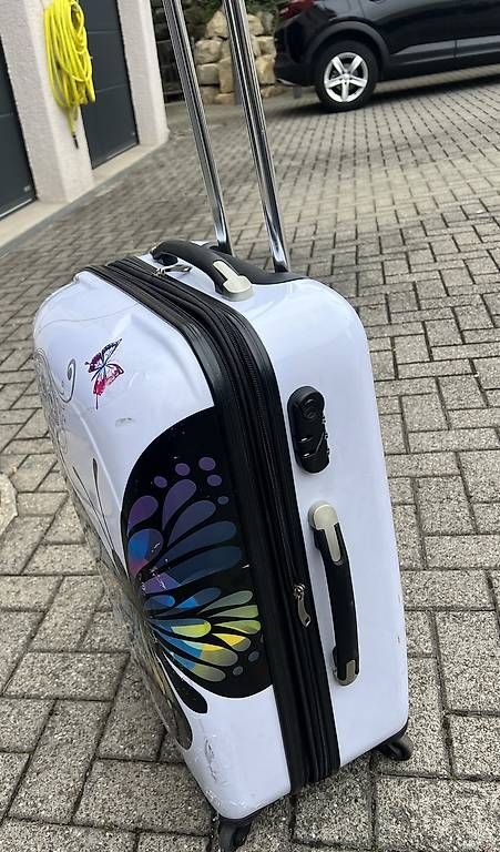 Valises de voyage: Rollkoffer – D'occasion à Döttingen par nils014 1