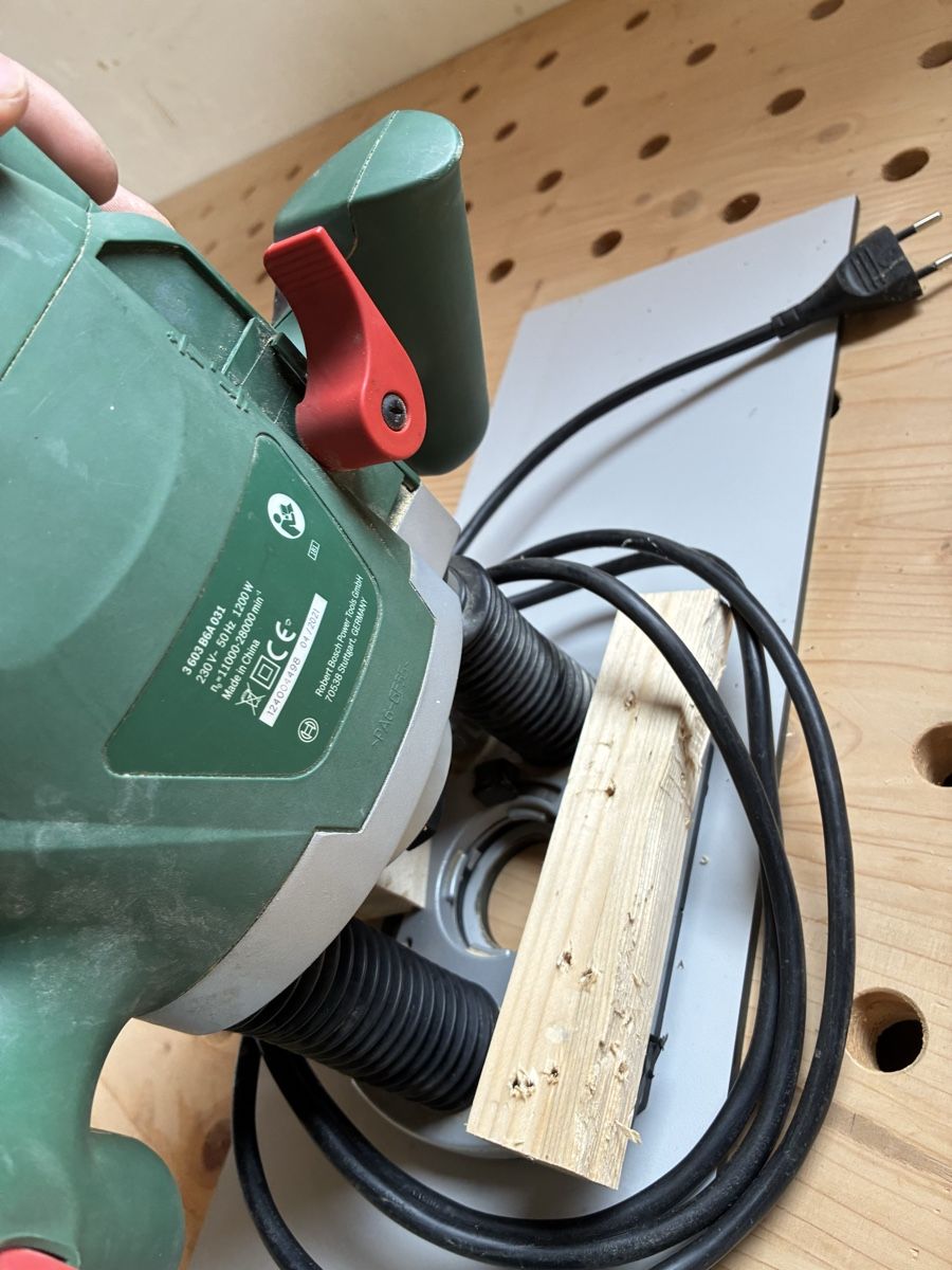 Tutte le macchine: Bosch Oberfräse – Usato da Menznau venduto da dar_w9yg 2