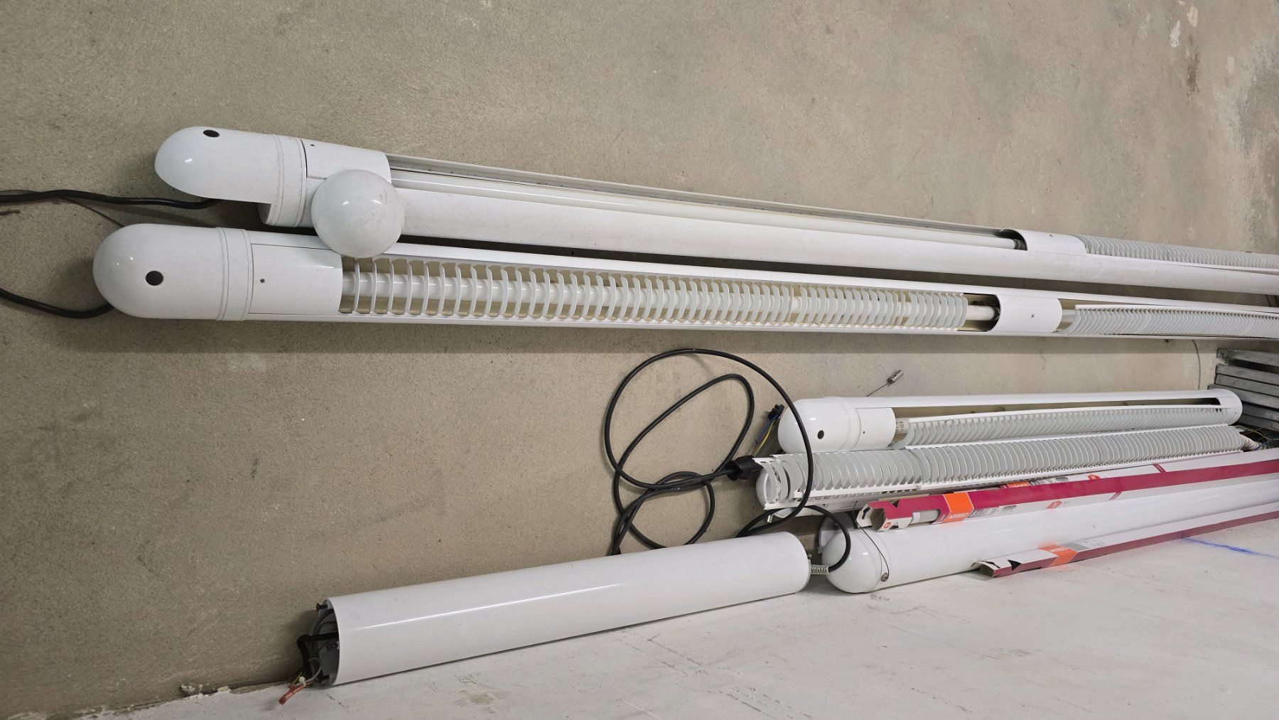 Lampadari & plafoniere: Deckenlampen, diverse, ab Platz, günstig! – Usato da Burgdorf venduto da Bello_45 2