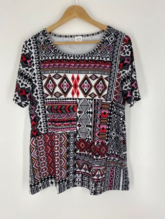 T-Shirt, alloverprint, Grösse 44, "Neuwertig"