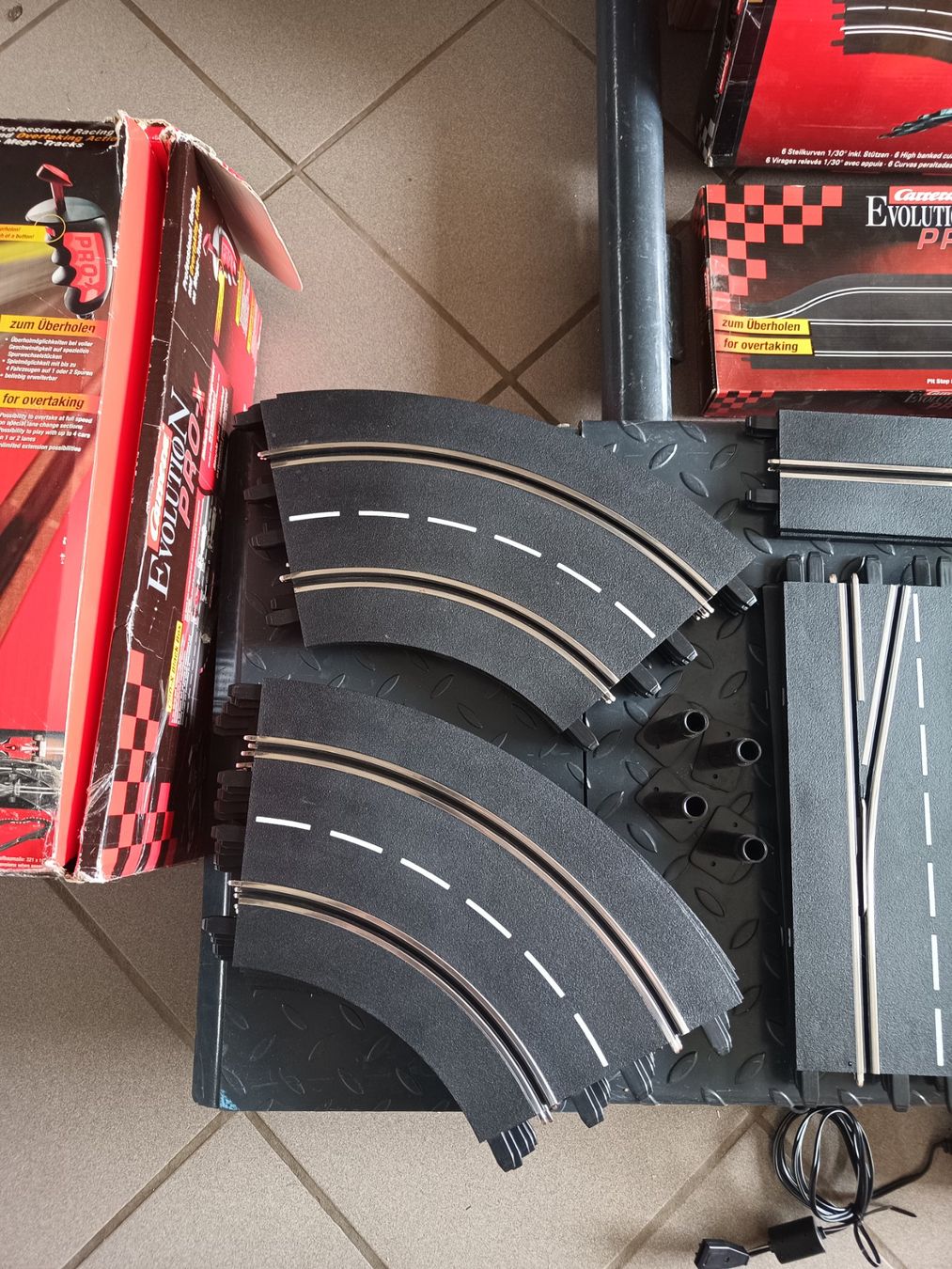 Carrera Rennbahnen: Carrera Evolution Pro- X – Defekt aus Oberegg von A-Z.Handel.Loehrer 4