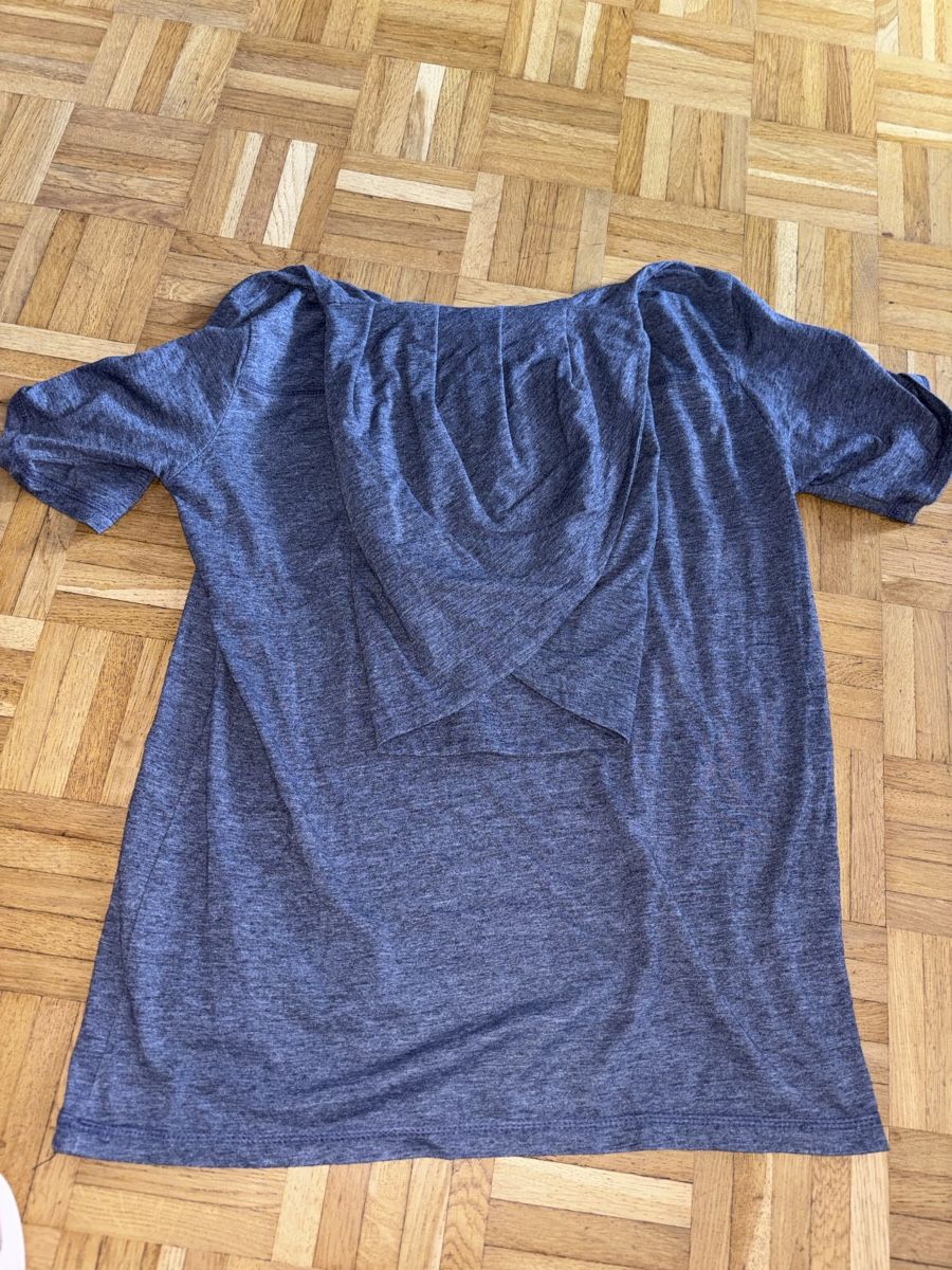 T-shirts: tshirt mit Rollkragen – D'occasion à Jona par SaF0da