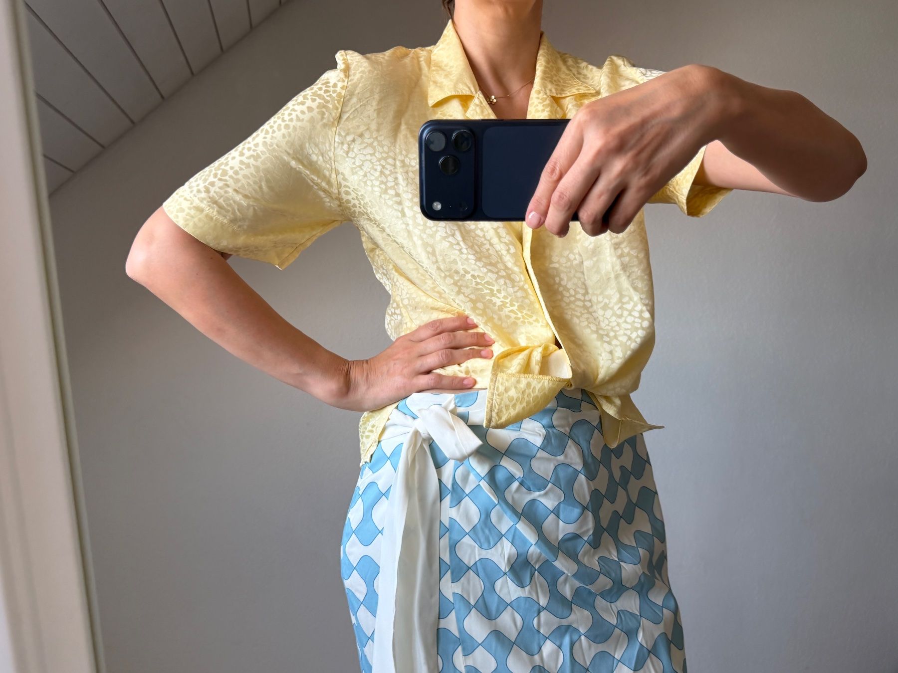 Blusen: Seide Bluse Vintage Swiss Made S / M – Gebraucht aus Birmensdorf ZH von elibela 7
