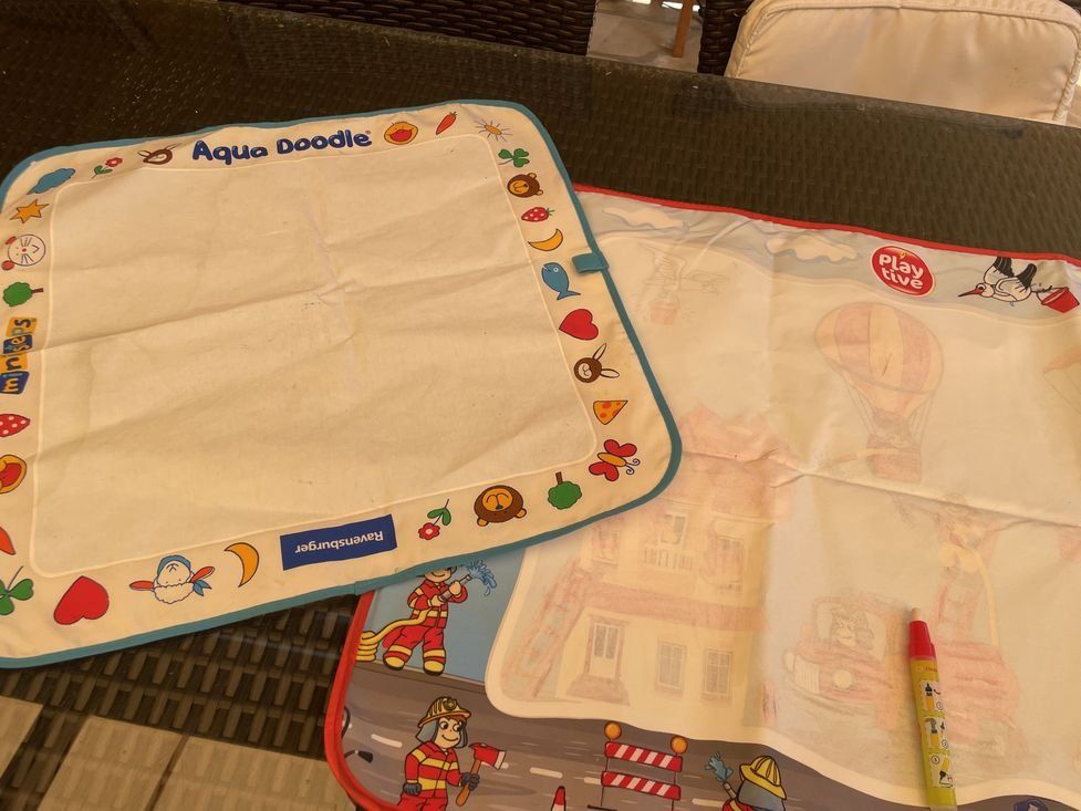 JDCMEI Spritzstifte 4er Set - Wasserspritzende Stifte Für Spaß Und Streiche