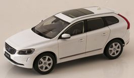 Volvo XC60 I Phase II 2013-2017 weiss met.    1:18 von Paudi