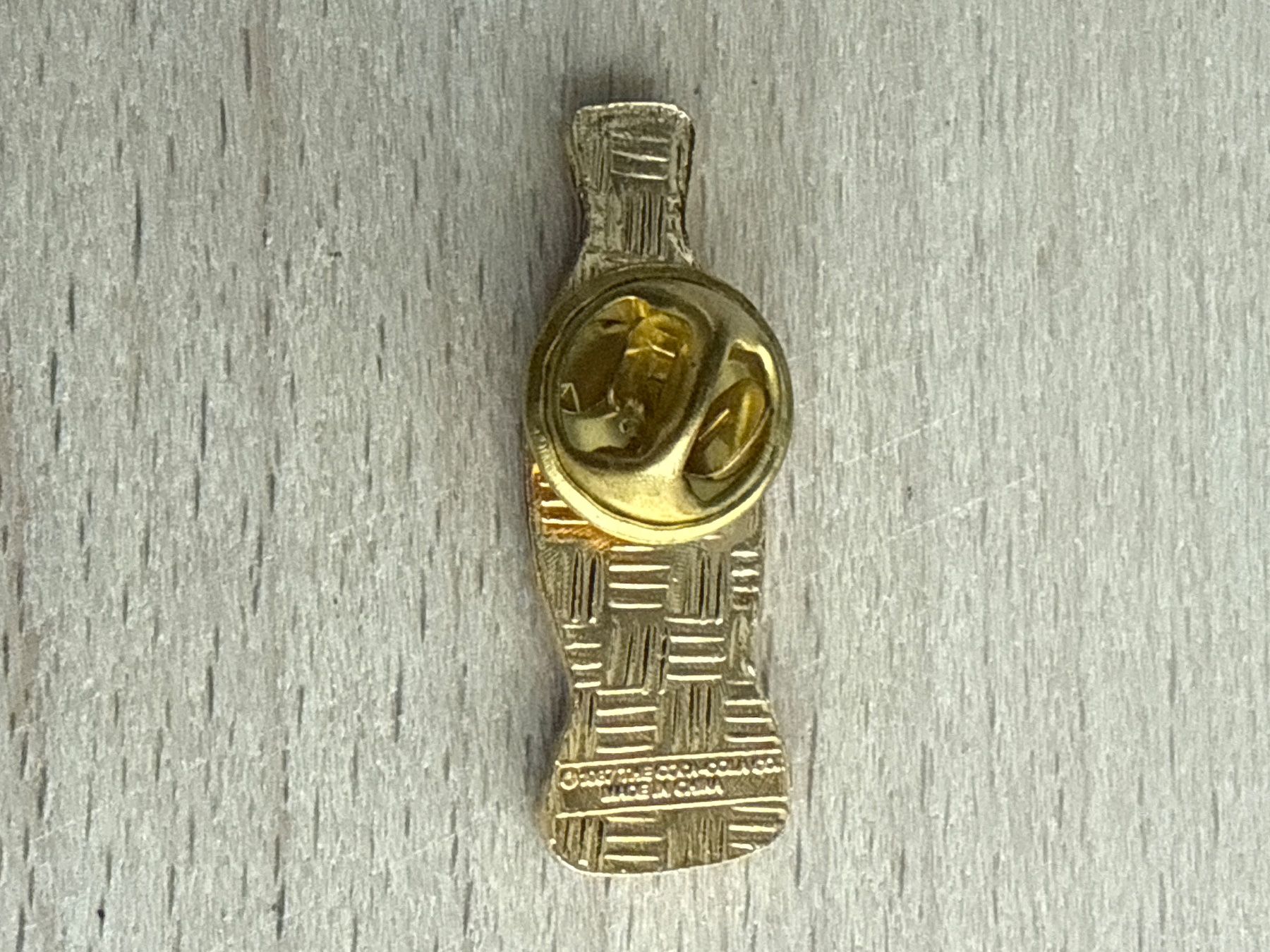 Coca-Cola Placchette & Badge: PIN Coca-Cola – Usato da Glattbrugg venduto da Schweigmatt 1